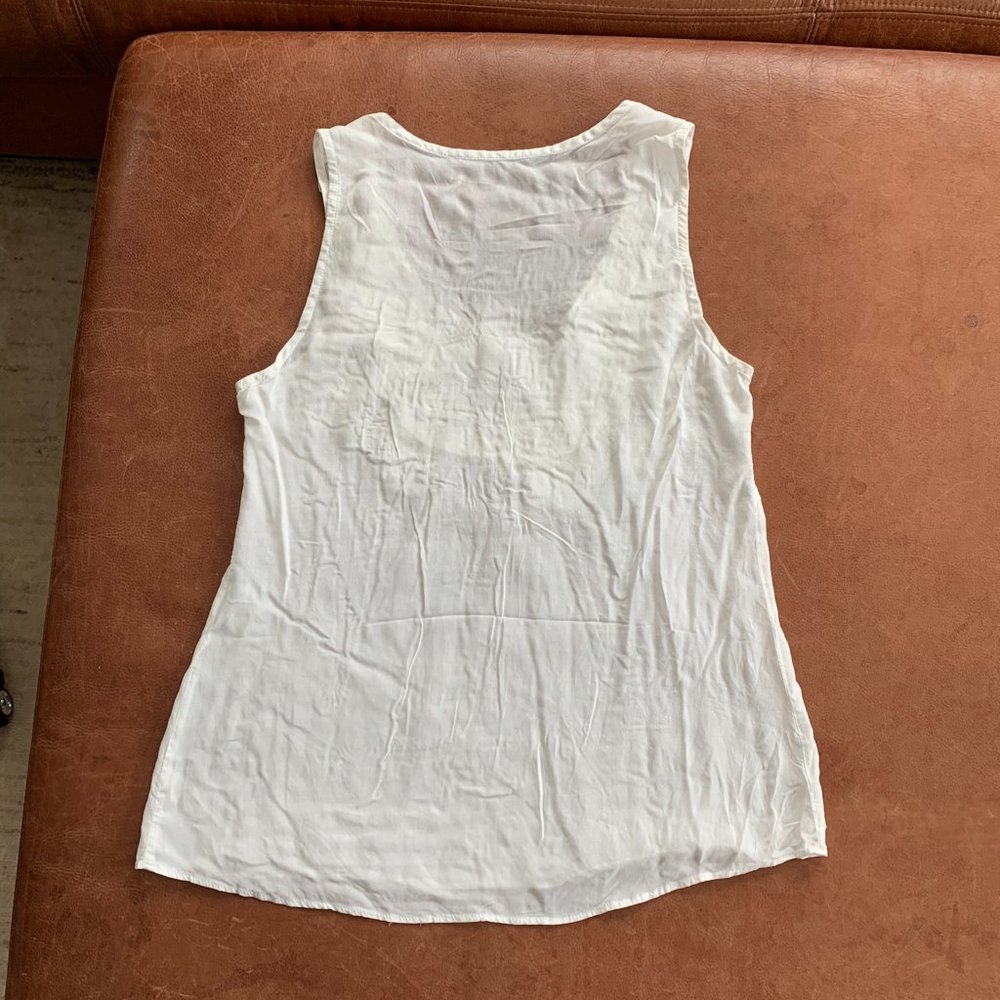 Lightweight White Tank, Women's Med - Picture 2 of 5